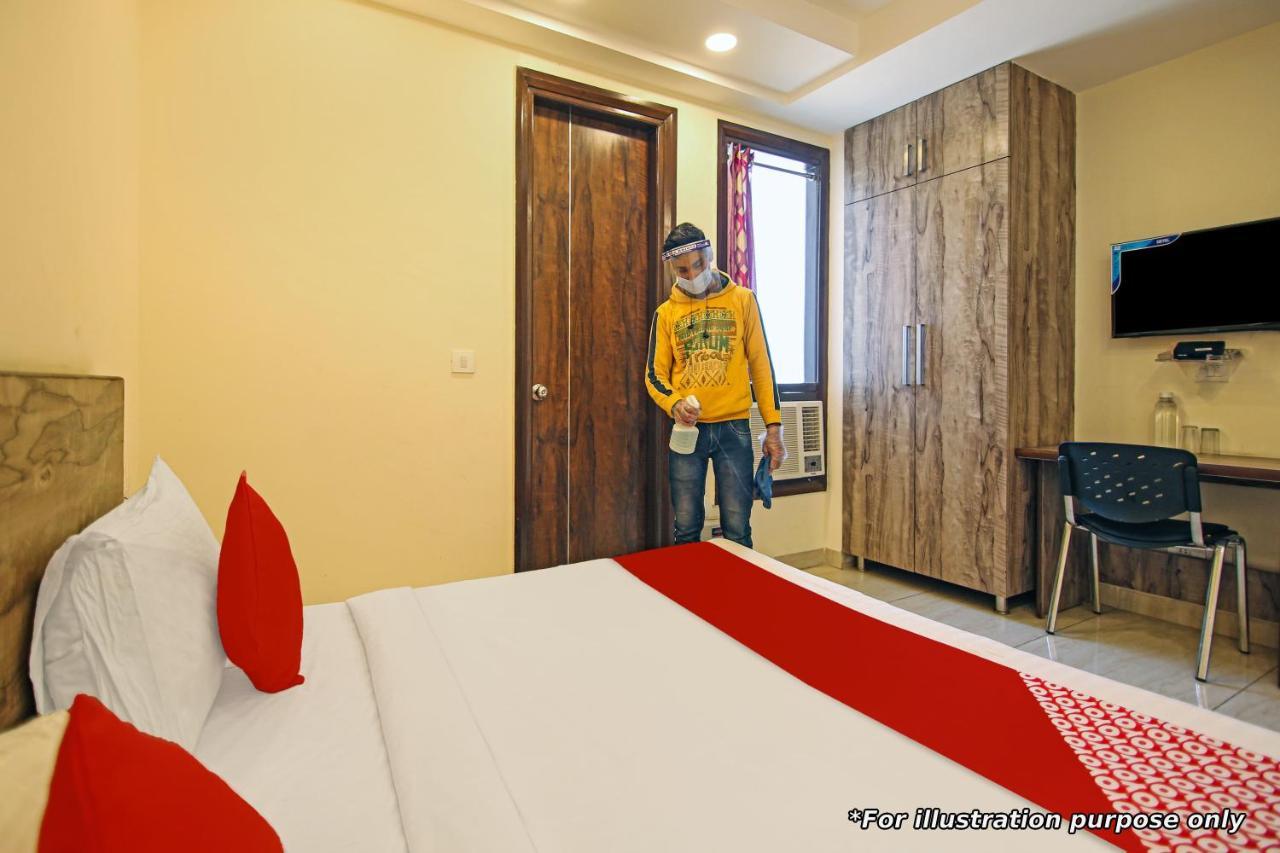 Oyo Flagship Kaveri Tourist Home Guruvāyūr Exteriér fotografie
